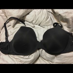 Victoria’s Secret T-Shirt Demi Bra